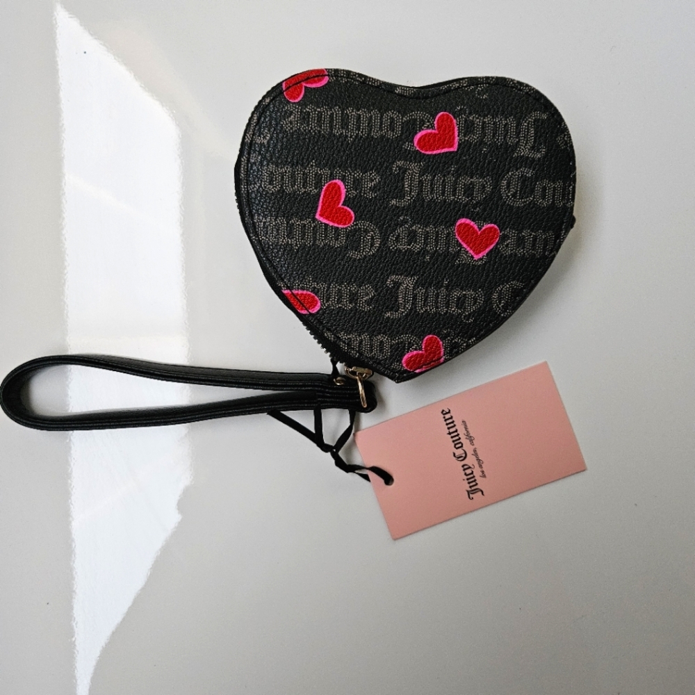 🆕️𝕵𝖚𝖎𝖈𝖞 𝕮𝖔𝖚𝖙𝖚𝖗𝖊 - Addicte To Love | Heart Zip Wristlet Coin Purse